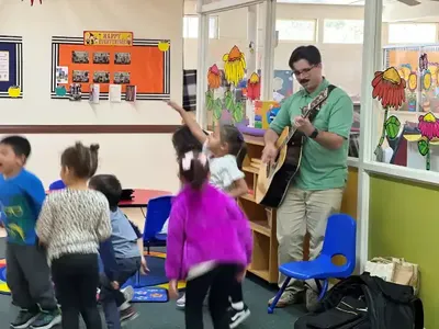 Bilingual Preschool Programs in Tustin / Irvine : Benefits for Young Learners