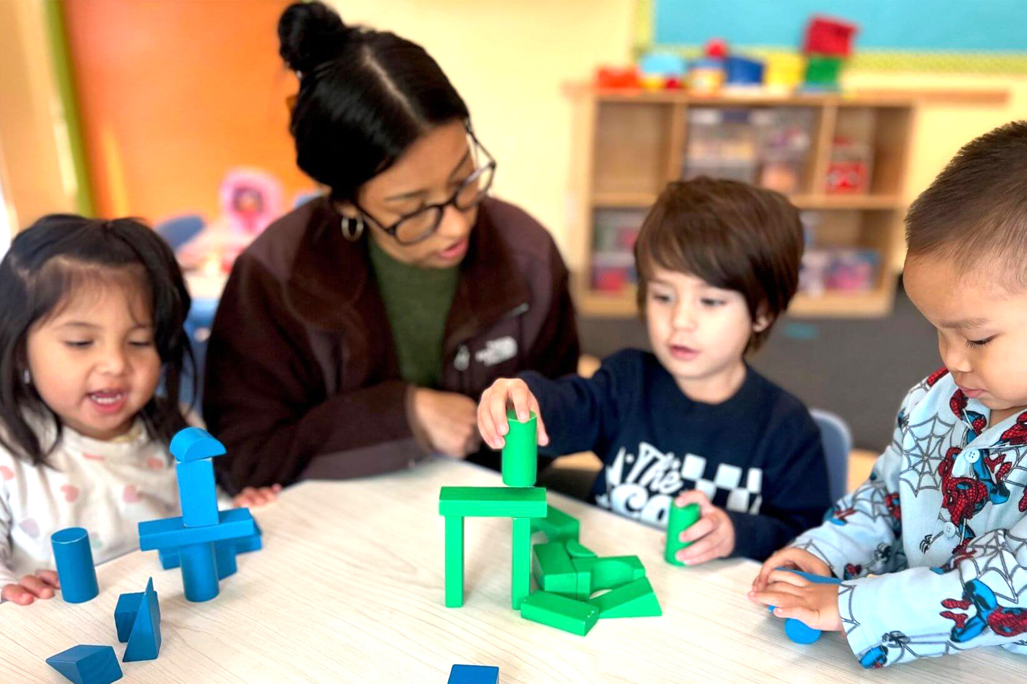 Students learning shapes in Toddler in Santa-Ana Preschool classroom